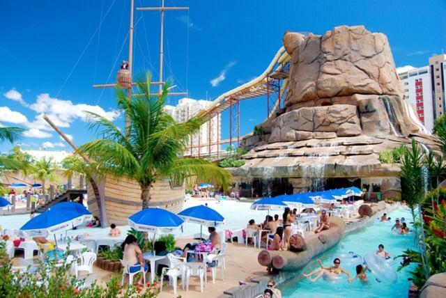 diRoma Hotéis , um dia de diversão no Acqua Parque e Splash Caldas Novas Exterior foto
